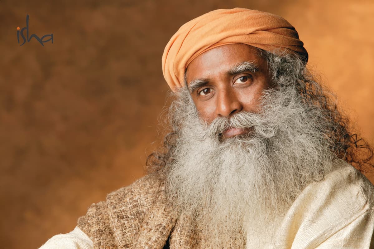 Accompagnez votre transformation intérieure par le Hatha Yoga Classique structuré par Sadhguru